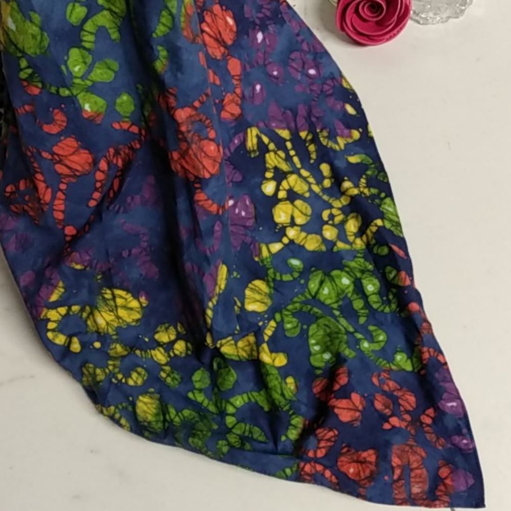 Trending  Now Oversized Batik Hair Scarf/ Bandana - Picture 5 of 11